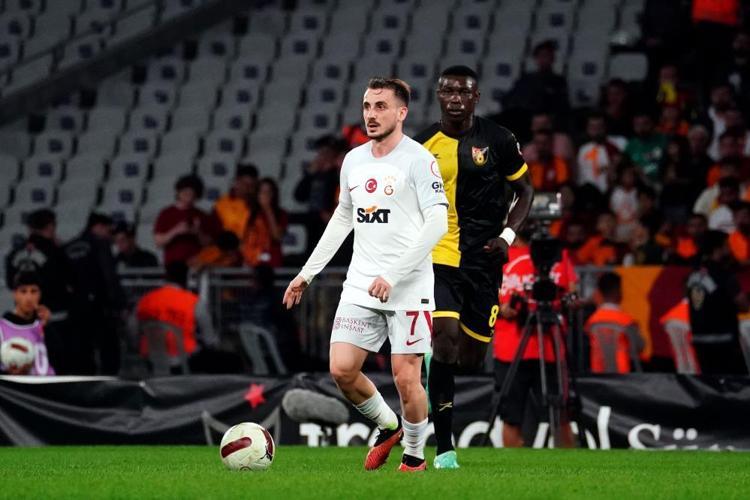Fazla kilolarından kurtulamadı, bileti kesildi Torreira’nın yanına milli yıldız geliyor
