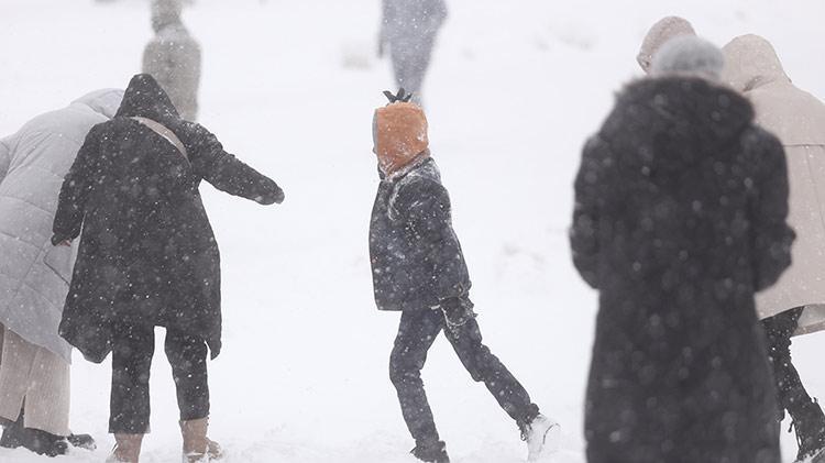 HAVA SICAKLIĞI EKSİ 14 DERECEYE DÜŞTÜ