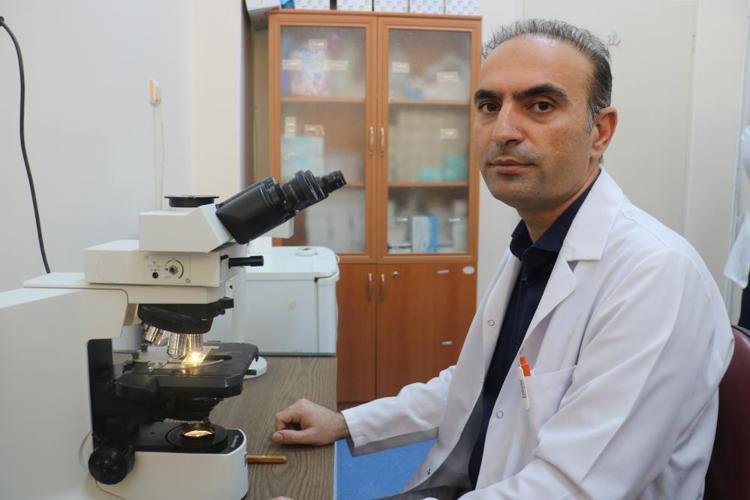 Temas ile bulaşıyor, uzman isim açıkladı: Gece kaşınıyorsanız dikkat