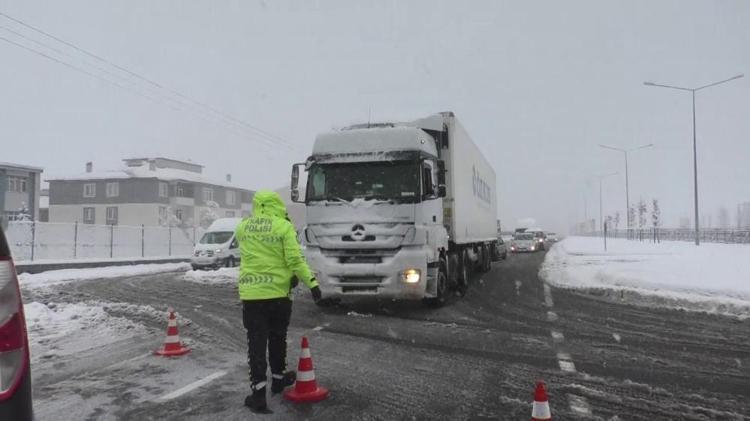 Meteorolojiden kar sürprizi Bu tarihe dikkat, İstanbul beyaza bürünecek