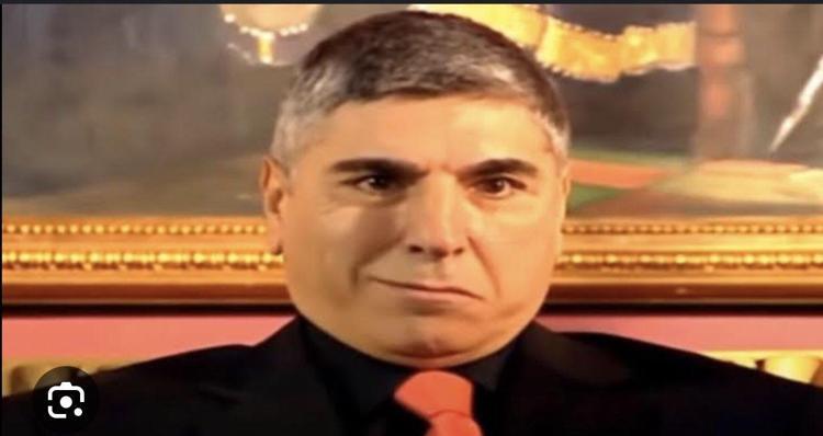 Abdullah Avcıdan Kurtlar Vadisi Kılıç pozu: Bir tarafı gülüyor, bir tarafı kızıyor