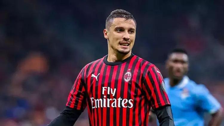 Fenerbahçe transferde atağa geçti Edin Dzeko bizzat devreye girdi: Rade Kruic, Pape Gueye, Ezequiel Fernandez...