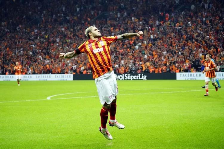 Galatasarayda Icardi gerçekleri ortaya çıktı Menajeri Real Madrid ile yapılan görüşmeyi açıkladı