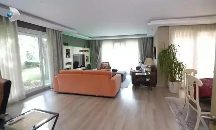 Çağla Şıkelin 9 odalı muhteşem villası olay oldu