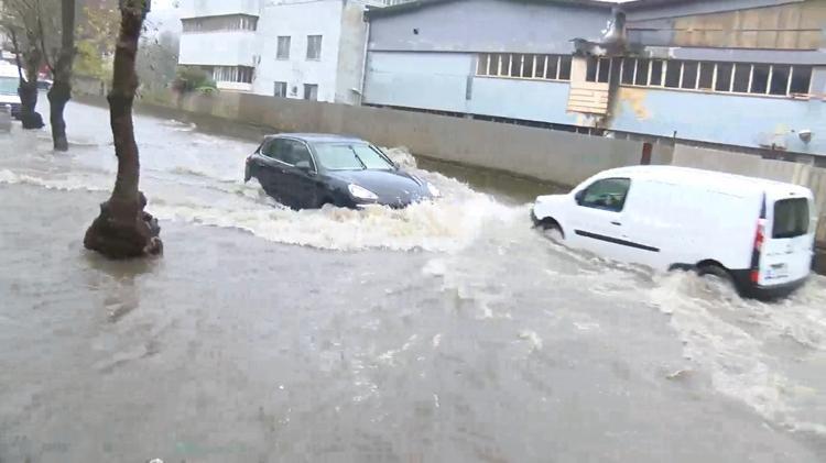 Yağmur, fırtına sonrası lapa lapa kar yağacak Böylesi görülmedi, sıcaklıklar eksiye düşecek, İstanbula kar geliyor