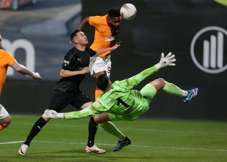 Osman Şenher, Pendikspor maçı sonrası Galatasaraylı yıldıza sert çıktı Takımda oynayacak kalitesi yok