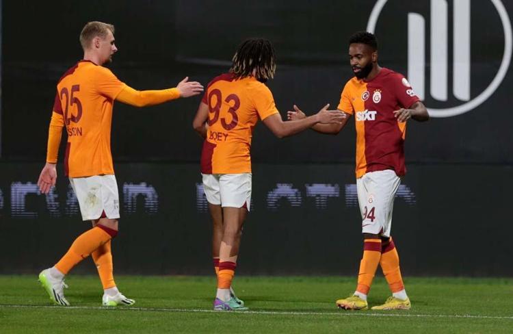 Osman Şenher, Pendikspor maçı sonrası Galatasaraylı yıldıza sert çıktı Takımda oynayacak kalitesi yok