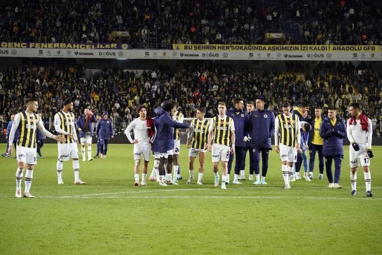 FRED FARKINI GÖSTERDİ