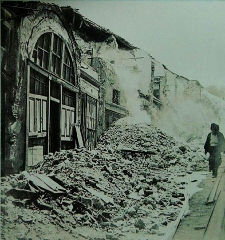 1766 İstanbul depremi kaç şiddetinde olmuştu, saat kaçtaydı 1766 depreminin merkez üssü neresiydi, bu depremde kaç kişi öldü