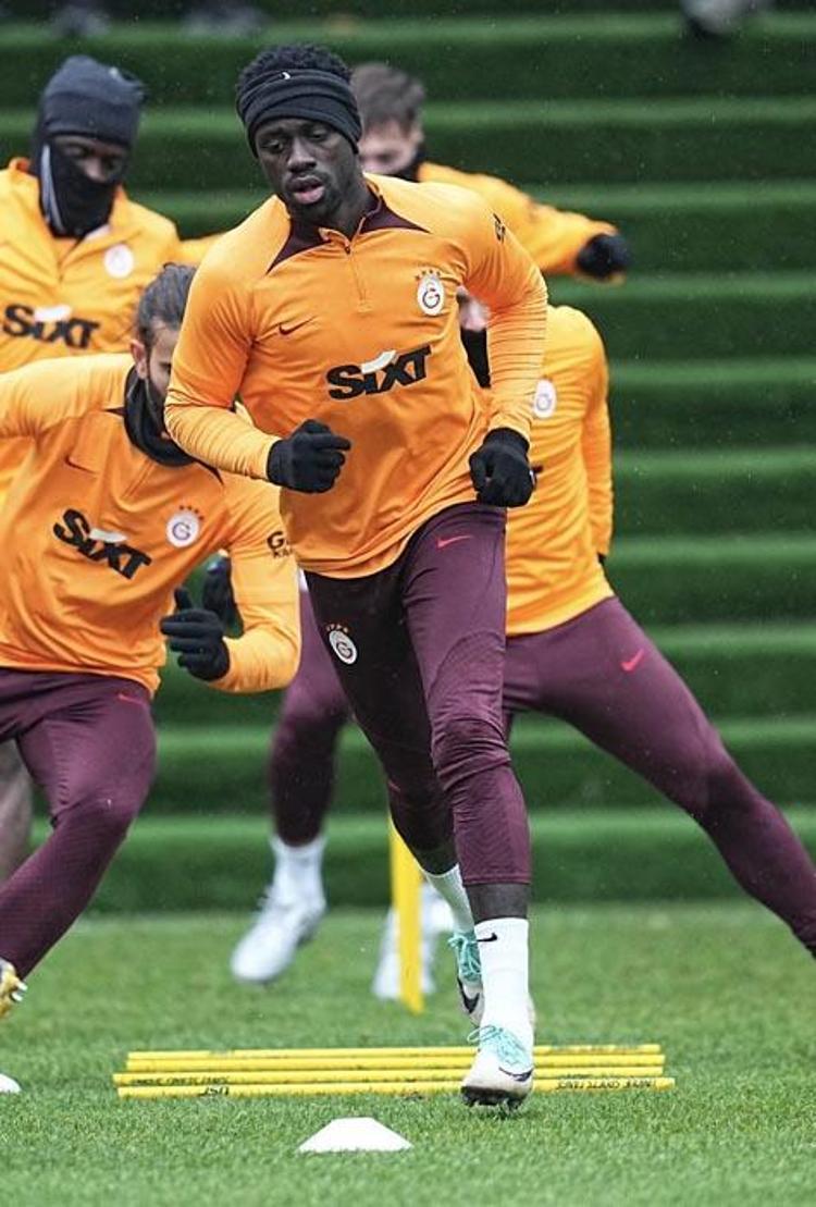 Şampiyonlar Liginde kader maçı Kritik maç öncesi Kopenhagdan kararı: Galatasaray tezahüratı yapanlar maçtan çıkarılacak