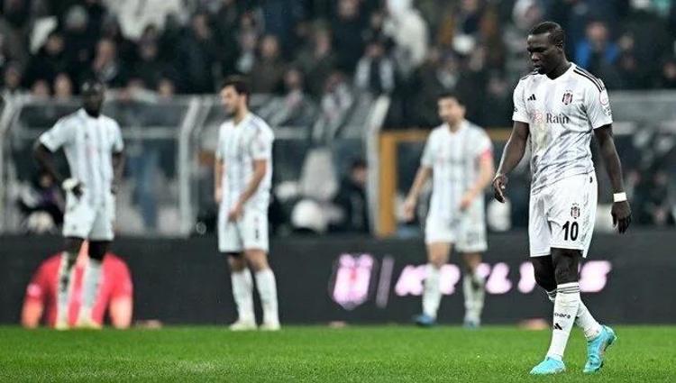 Beşiktaşta 5 yabancı gitti, dünyaca ünlü iki yıldız İstanbula geldi: Hasan Arat iki çileği getiriyor