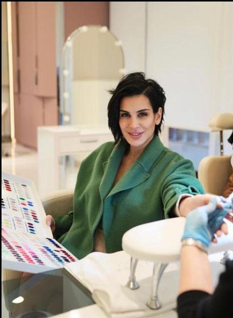 Eylül Öztürkün eşi Deniz Akkaya’nın swinger parti iddiasına yanıt verdi