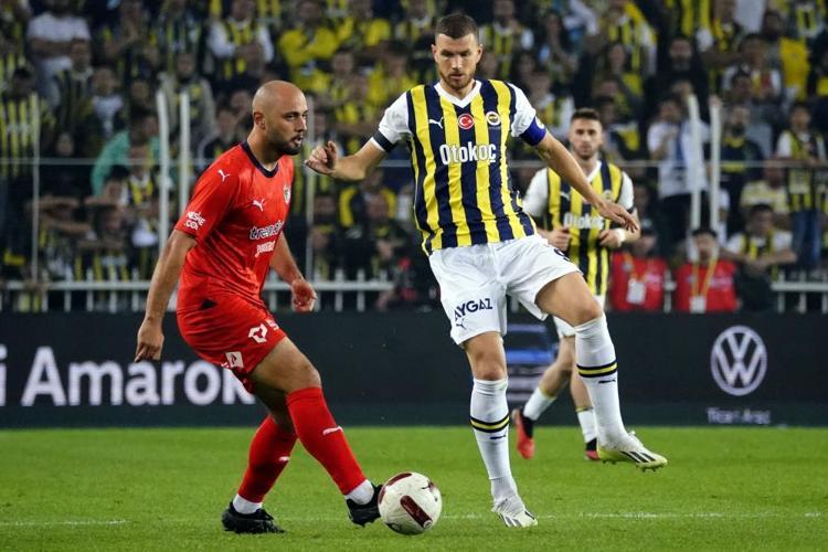 Transfer bombası Fenerbahçede patladı Dzekoyu alıp götürecekler; Hak ettiği değeri görmedi