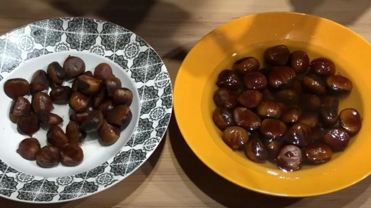 Kestane nasıl pişirilir Bu yöntem kestane kabuğunu şak diye açıyor İşte seyyar kestanecilerin sırrı...