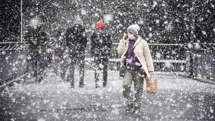 Bu gece yarısı sağanak, hafta sonu kar geliyor Meteoroloji: Kritik saatler başladı Kar yağışı bu illeri beyaza bürüyecek