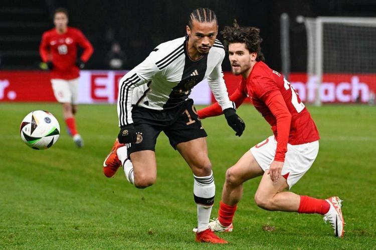 Galatasarayın Fenerbahçe derbisindeki derdi Ferdi Kadıoğlu Dursun Özbekten özel prim