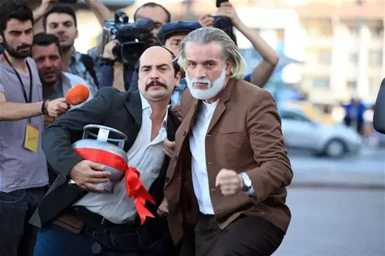 Ahmet Kural ile Murat Cemcirin arasına karakedi girdi Dostluk bitti sert açıklamalar peş peşe geldi