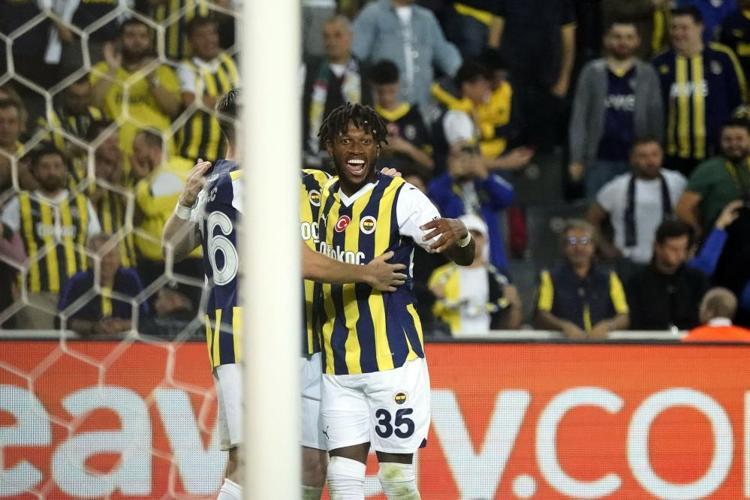 Barcelonadan Fenerbahçeye bomba transfer Ali Koçtan İsmail Kartala hediye