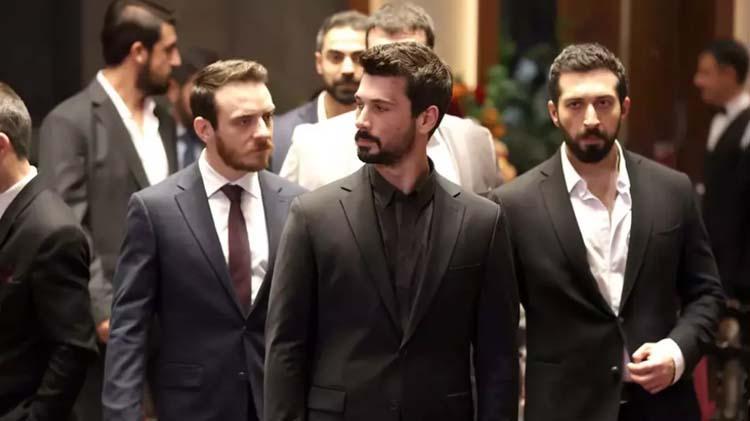 4 Ocak Hudutsuz Sevda yeni bölüm var mı Bu akşam Hudutsuz Sevda dizisi var mı, bugün Hudutsuz Sevda yayınlanacak mı