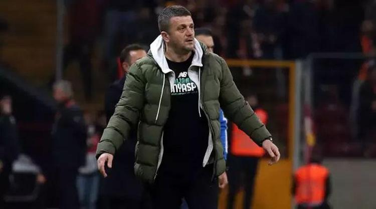 HAKAN KELEŞ: O POZİSYONA SAHA KENARINDA DA İTİRAZ ETTİM