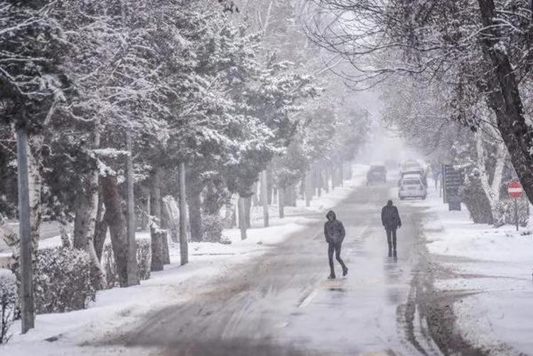Bugün (9 Ocak) okullar tatil mi İstanbul, Çanakkale, Çorlu okullar tatil mi Valilik açıklamaları...