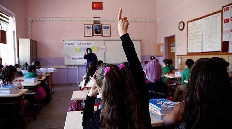 OKULLARIN KAPALI OLDUĞU TARİHLER BELLİ OLDU