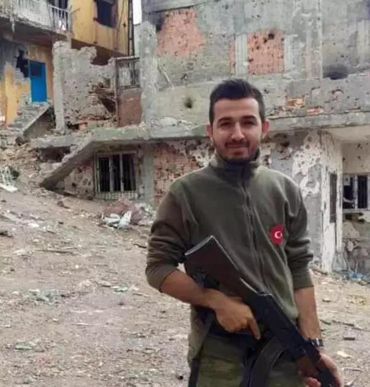 Şehit ateşi Türkiyeyi yakıyor | 9 Şehitin isimleri ve memleketleri belli oldu Pençe Kilitte 9 şehit nereli