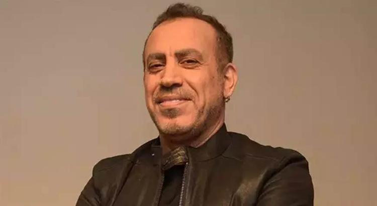 Haluk Levent ve Hasan Can Kaya sözünü tuttu Çadırda kalan şehit ailesine ev aldı