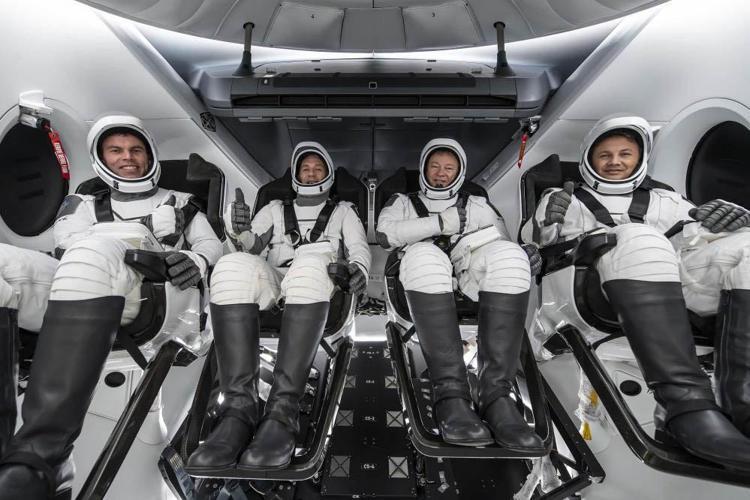 ISS (ULUSLARARASI UZAY İSTASYONU) ŞUANDA NEREDE