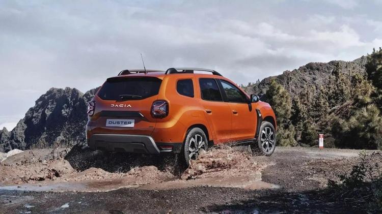 SUV modelin birincisi: Dacia Duster yeni fiyatını 2024e ayarladı Kimse bunu beklemezdi
