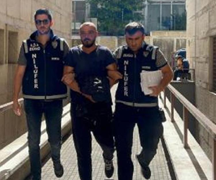 Kafa attı vücudunda sigara söndürdü Eski sevgili dehşeti kan dondurdu