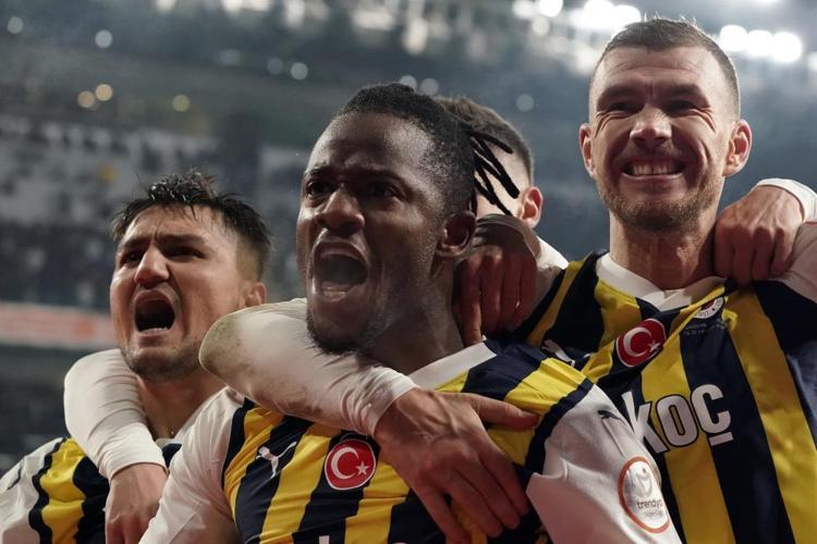 Fenerbahçeyi şampiyon yapacak transfer Türkiye değil, dünya konuşacak, efsane golcü geliyor