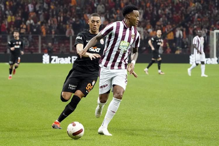 İlk maçında Vinicius fırçayı yedi Her yolu denedi ama olmadı, başarı oranı sıfır