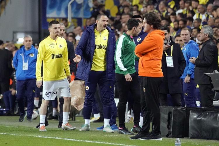 Tadic dayanamadı, patladı Szymanski, Dzeko dedi yerin dibine soktu: Neden çıkardın