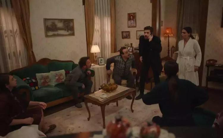 Üç Kız Kardeş bitti mi Üç Kız Kardeş dizisi final mi yaptı Kanal D dizisi Üç Kız Kardeş yayın günü mü değişti