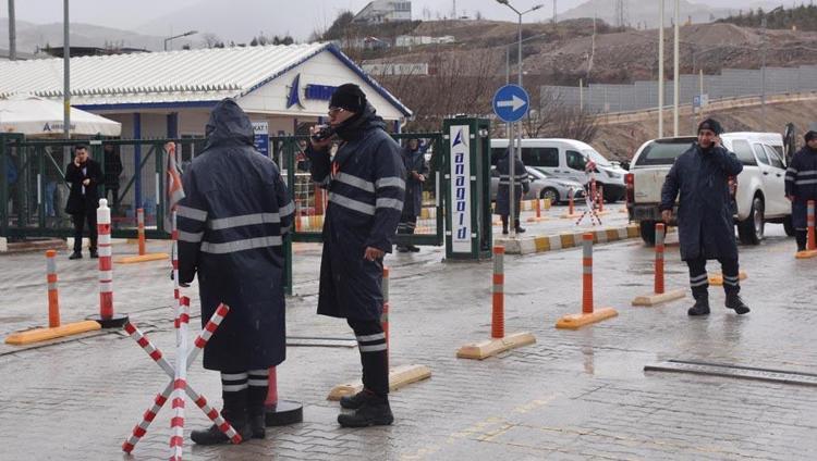 Erzincan toprak kaymasında kaç kişi öldü, ölen yaralanan var mı Erzincan maden göçüğü nerede, Erzincan altın madeninde kaç kişi çalışıyor İliç altın madeni toprak kayması