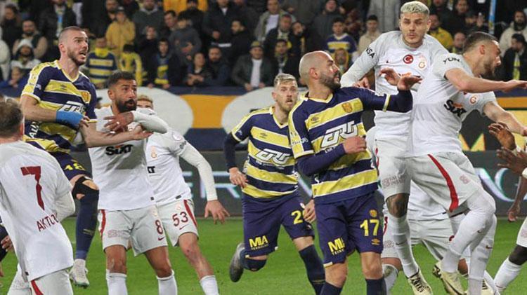 Ankaragücü-Galatasaray maçında penaltıdan önce faul var mı Halem Ali Şansalanın iptal kararı doğru mu