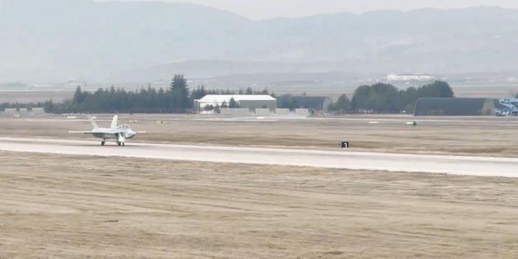 Türkiye için tarihi ve kritik aşama aşıldı İşte KAAN ve F-16 karşılaştırması