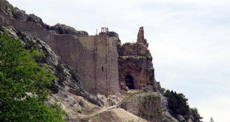 YILAN KALESİ