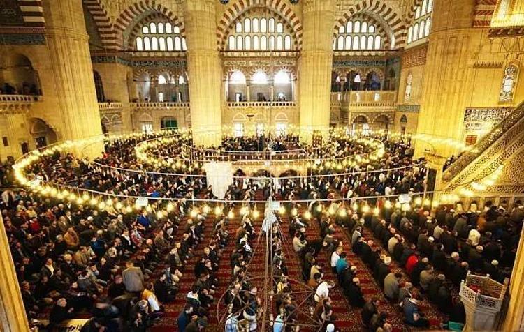 2024 Berat Kandili ne zaman, bugün mü 24 Şubat 2024 Cumartesi ne günü, ne kandili