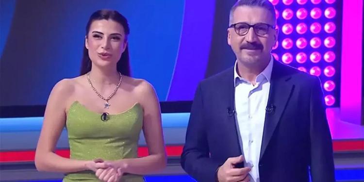 Çarkıfelek sunucusu Duygu Çakmak kimdir Çarkıfelek sunucusu Duygu Çakmak nereli
