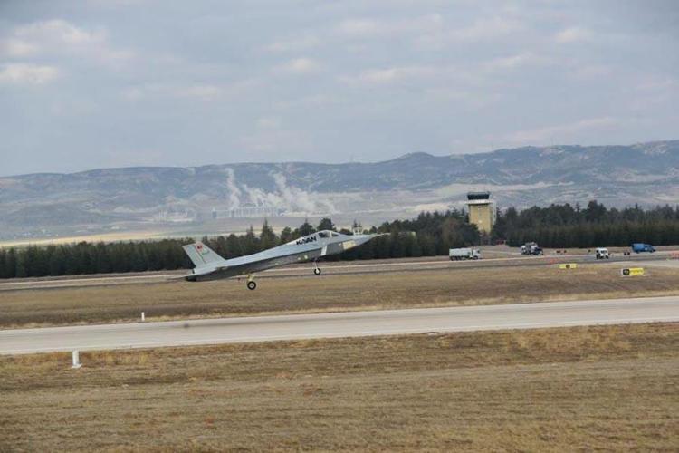 KAAN, Bayraktar TB-2, Akıncı ve Kızılelma Yunan gazete manşetten verdi: Doktrini değiştirdi
