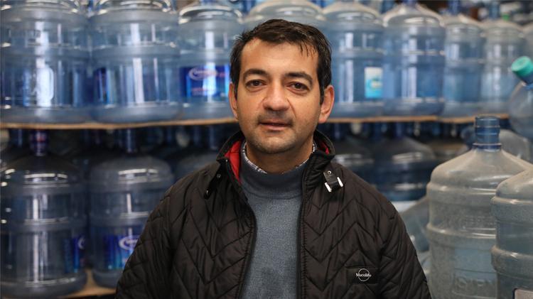 Ev sahibi kazma - k�rekle geldi! 2 bin TL i�in yapt�klar� �oke etti