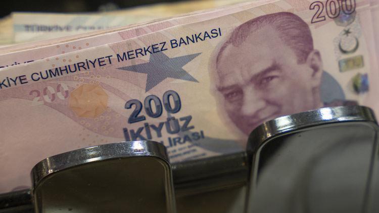 Emekli maaşına ek zam gelir mi Tarih ve sürpriz rakam için çarpıcı tahmin