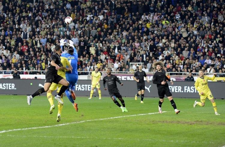 Fenerbahçe, Hataysporu Osayi ve Cengiz ile geçti: 2-0
