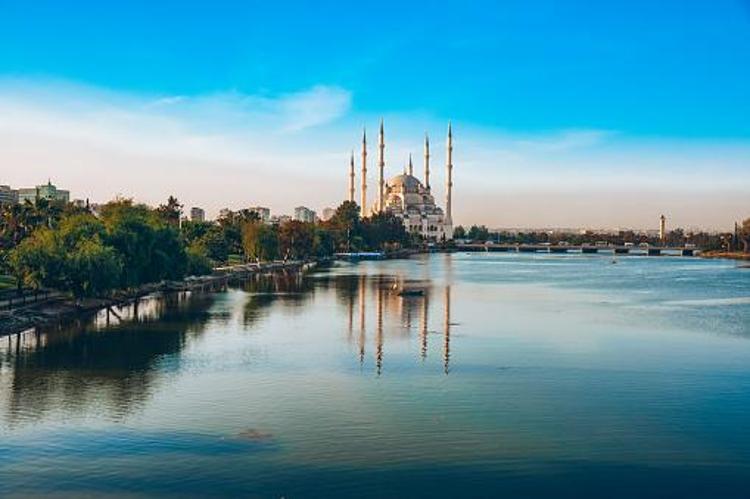 Misis köprüsü ve Misis Antik Kenti