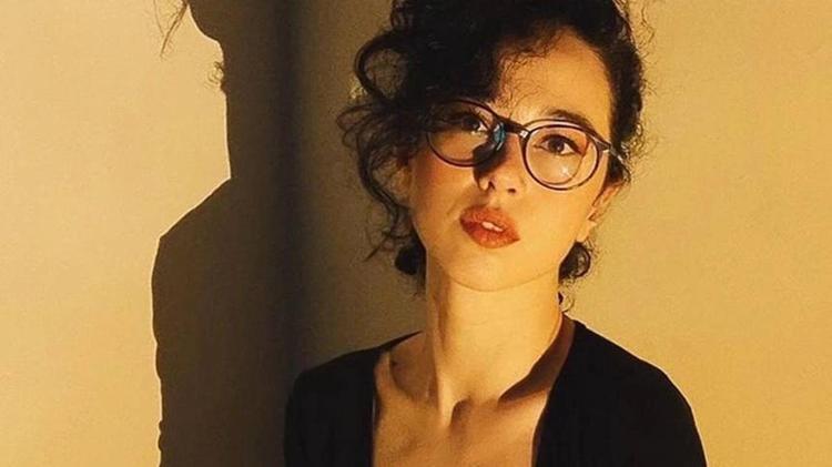 Cem Yılmazın sevgilisi Necla Karahalil kimdir Necla Karahalil ne iş yapıyor, kaç yaşında