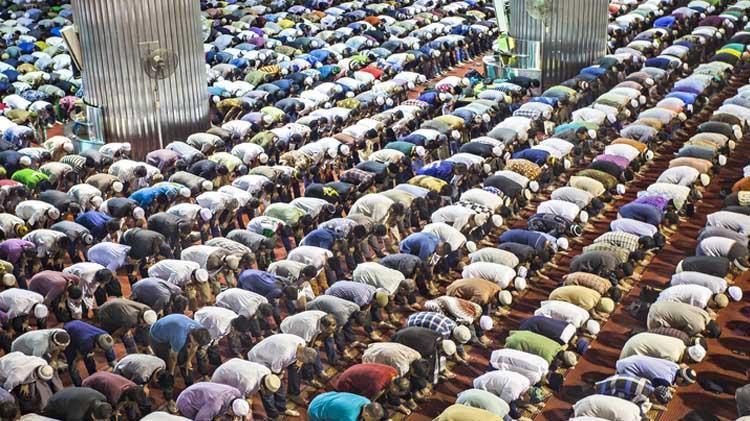 Ramazanın 3. günü kılınacak namaz Ramazanın üçüncü gecesi kılınacak namaz hangisi İşte Ramazan ayı 3 gün duası ile Ramazan 3. gün namazı