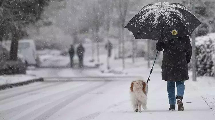 Yoğun kar yağışı, yağmur ve sağanak Ramazan ayında havalar nasıl olacak Meteoroloji son hava durumu raporunu açıkladı