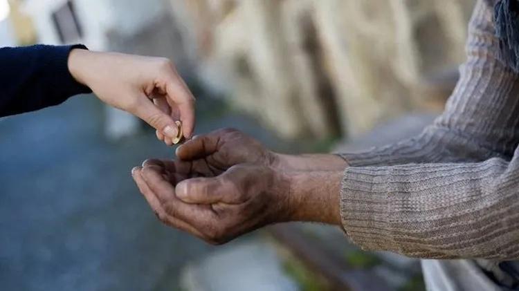 Oruç tutamayan ne kadar para vermeli Oruç fidyesi ne kadar, kaç TL ve kimlere verilir
